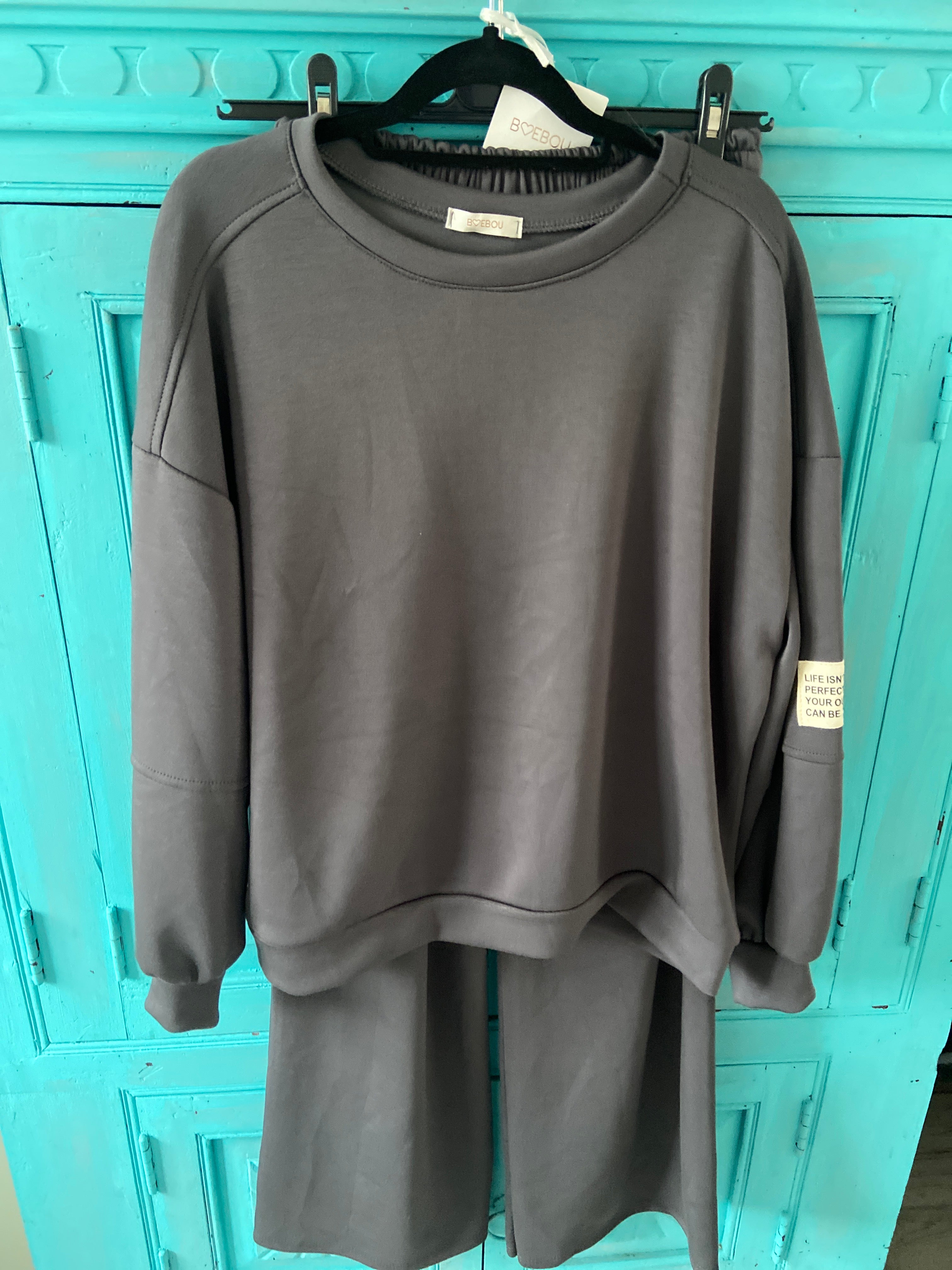 Pak sweater en broek