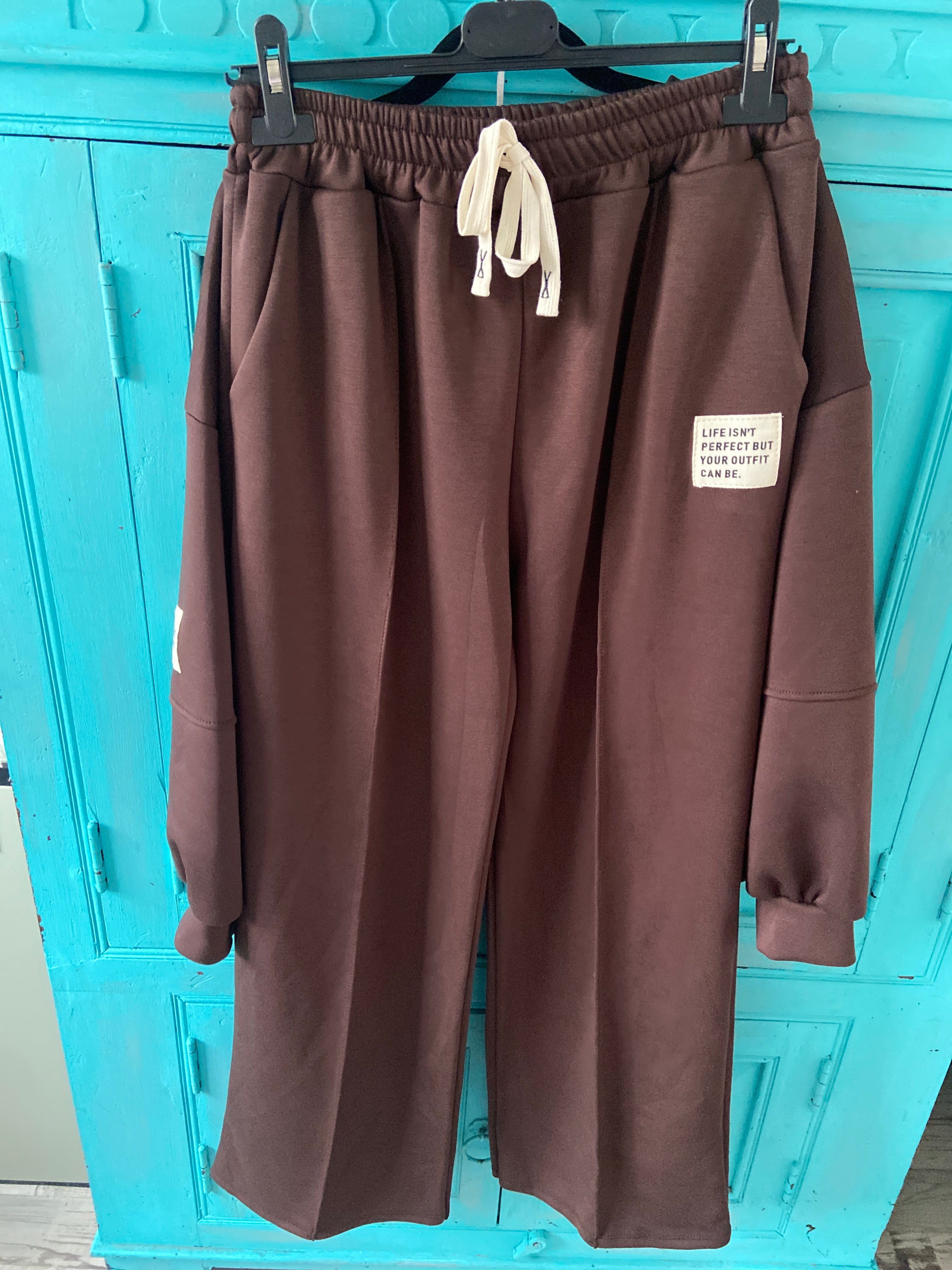 Pak sweater en broek